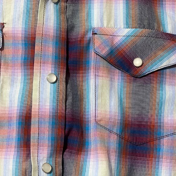 Cowboy Legend women's size XL pearl snap blue/pink plaid long sleeve shirt - Picture 2 of 6